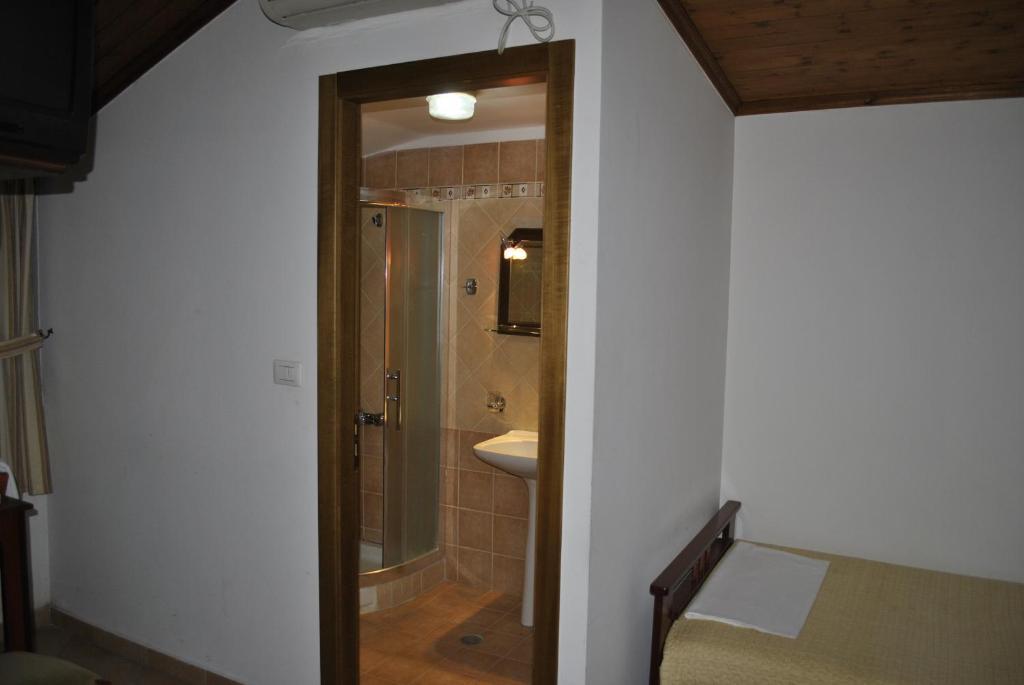 Hotel Bleta Αργυρόκαστρο Δωμάτιο φωτογραφία
